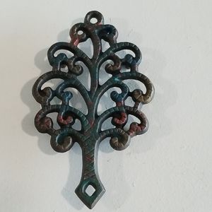 Small vintage trivet, hand painted